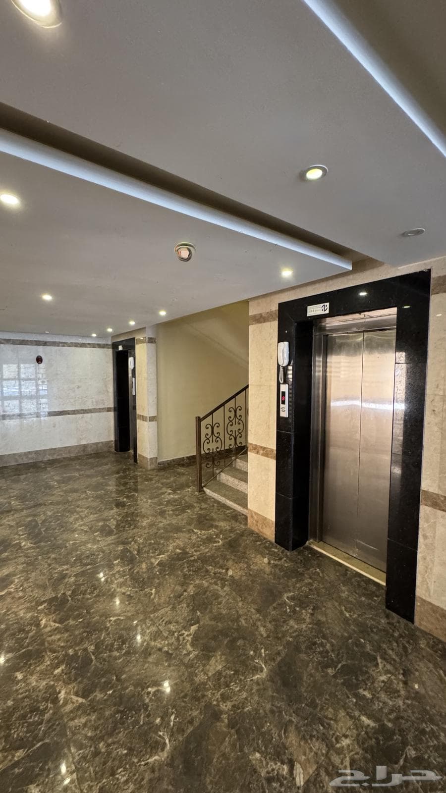 شقة 5 غرف في مشرفة 2