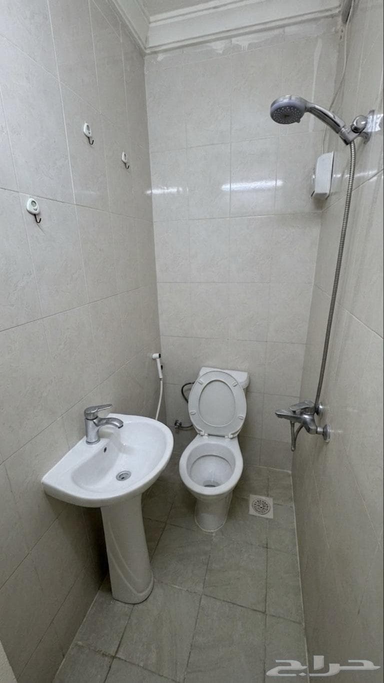 شقة 5 غرف في مشرفة 19