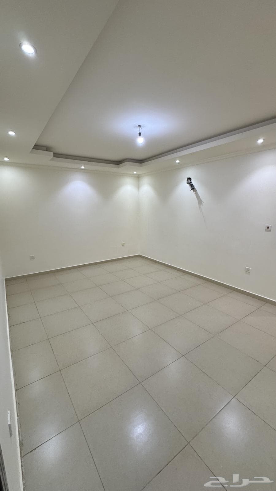 شقة 5 غرف في مشرفة 8