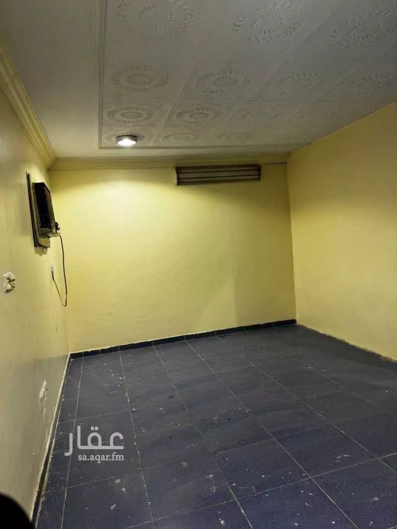 1 bedroom floor in Al Ajawid 4