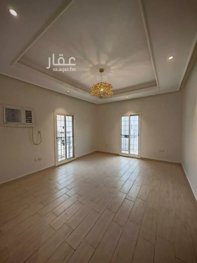 525 sqm building in Al Yaqout 16