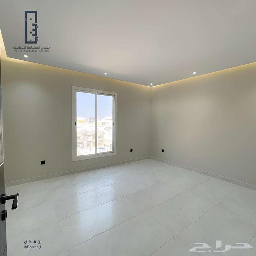 5 bedroom apartment in Al Safa 5