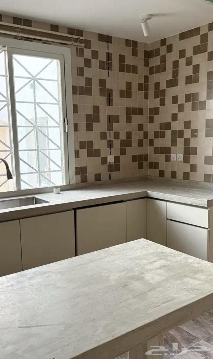 فيلا 4 غرف في المحمدية 12