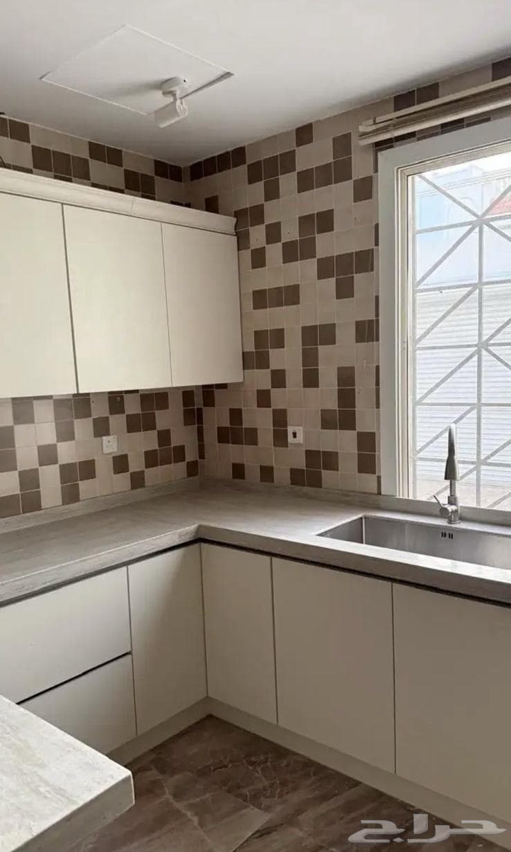 فيلا 4 غرف في المحمدية 13