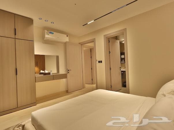 شقة 2 غرف في الحمرا 12