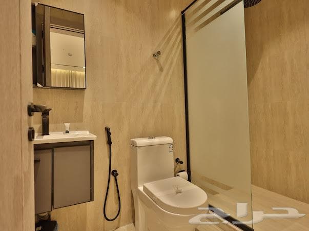 شقة 2 غرف في الحمرا 14