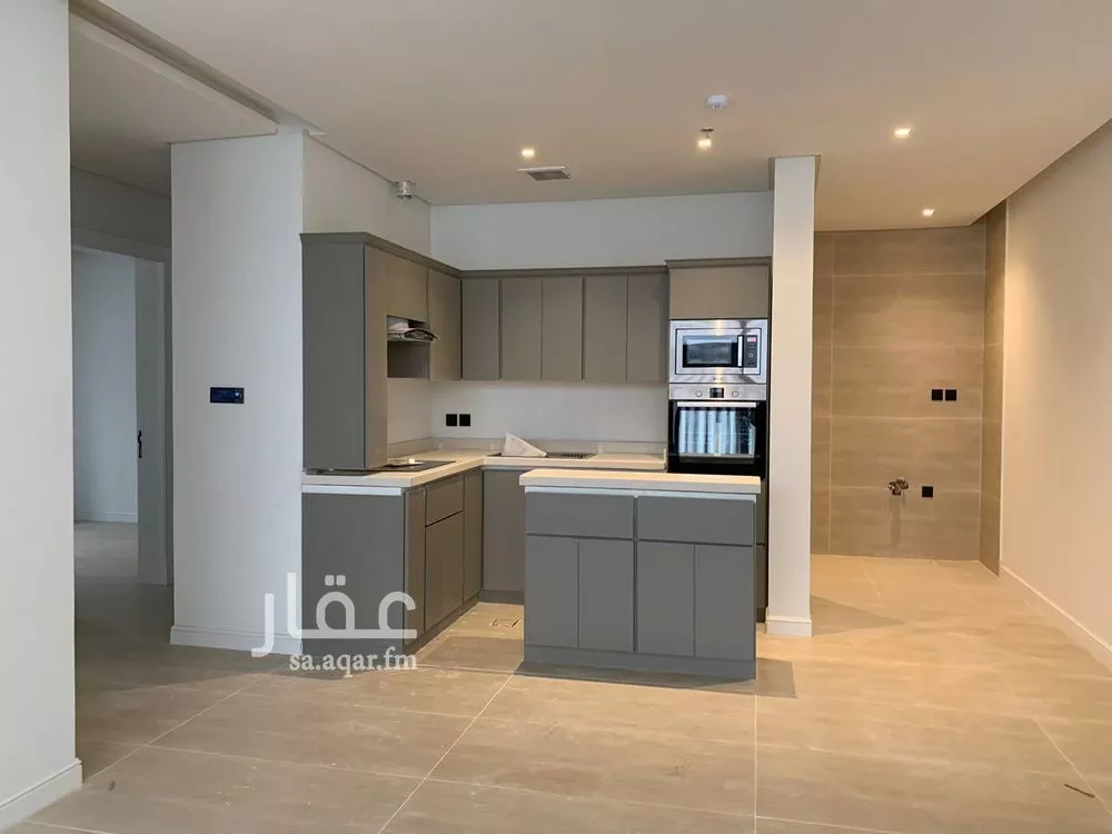 شقة 3 غرف في العارض 3