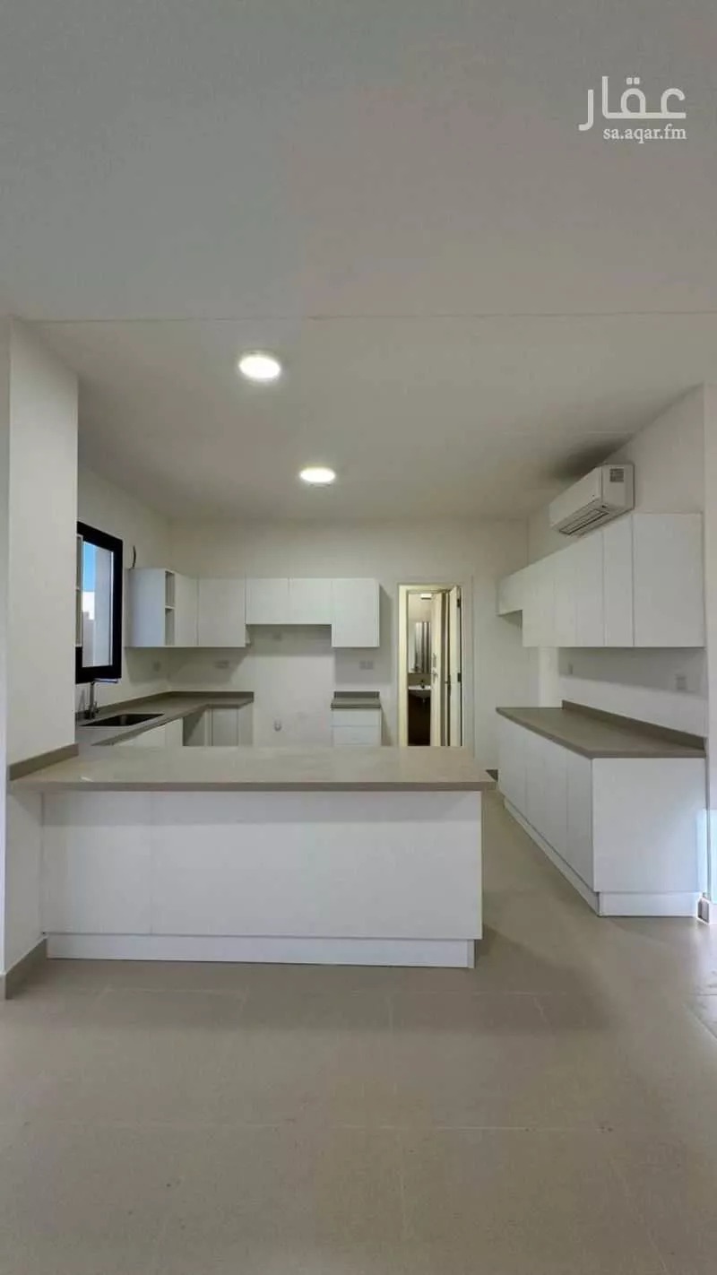 6 bedroom villa in Al Munsiyah 6