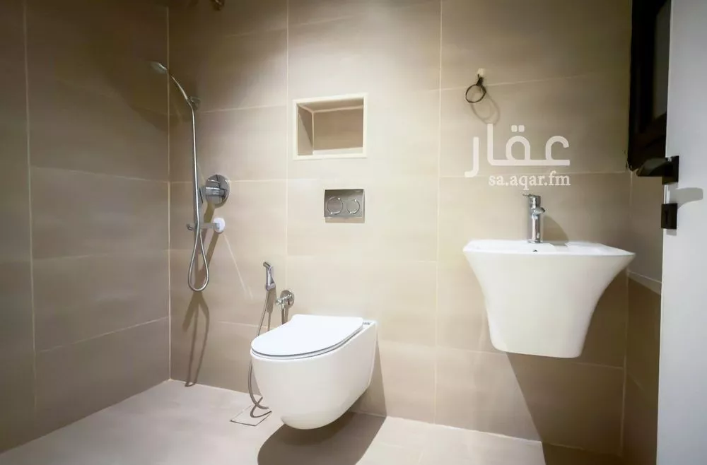 شقة 3 غرف في النرجس 6