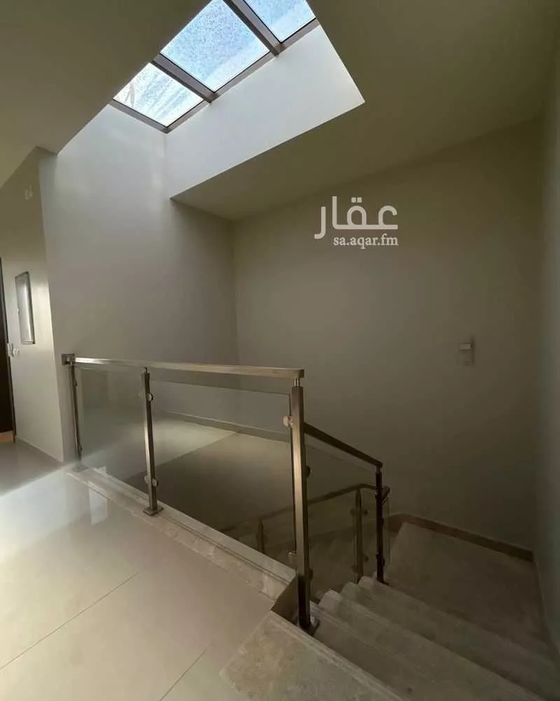 فيلا 4 غرف في المونسية 5