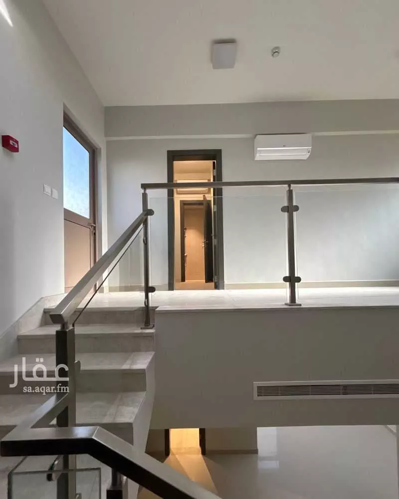 فيلا 4 غرف في المونسية 6