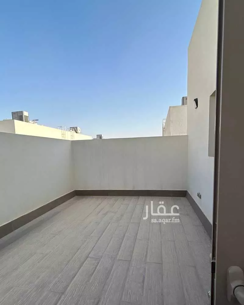 فيلا 4 غرف في المونسية 10