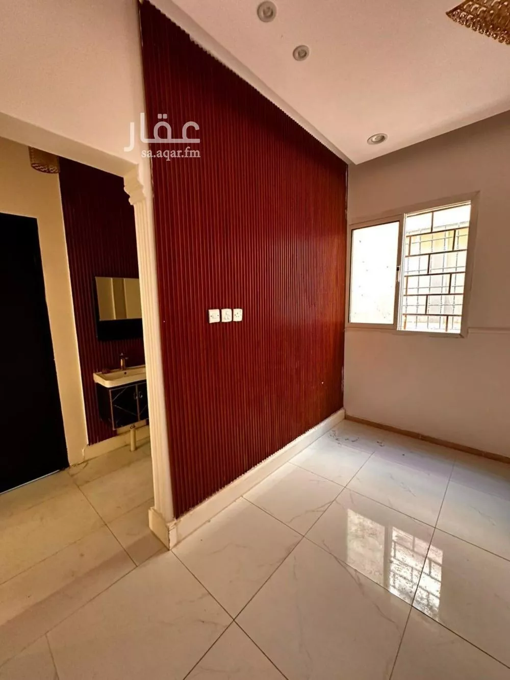 فيلا 23 غرف في الرمال 30