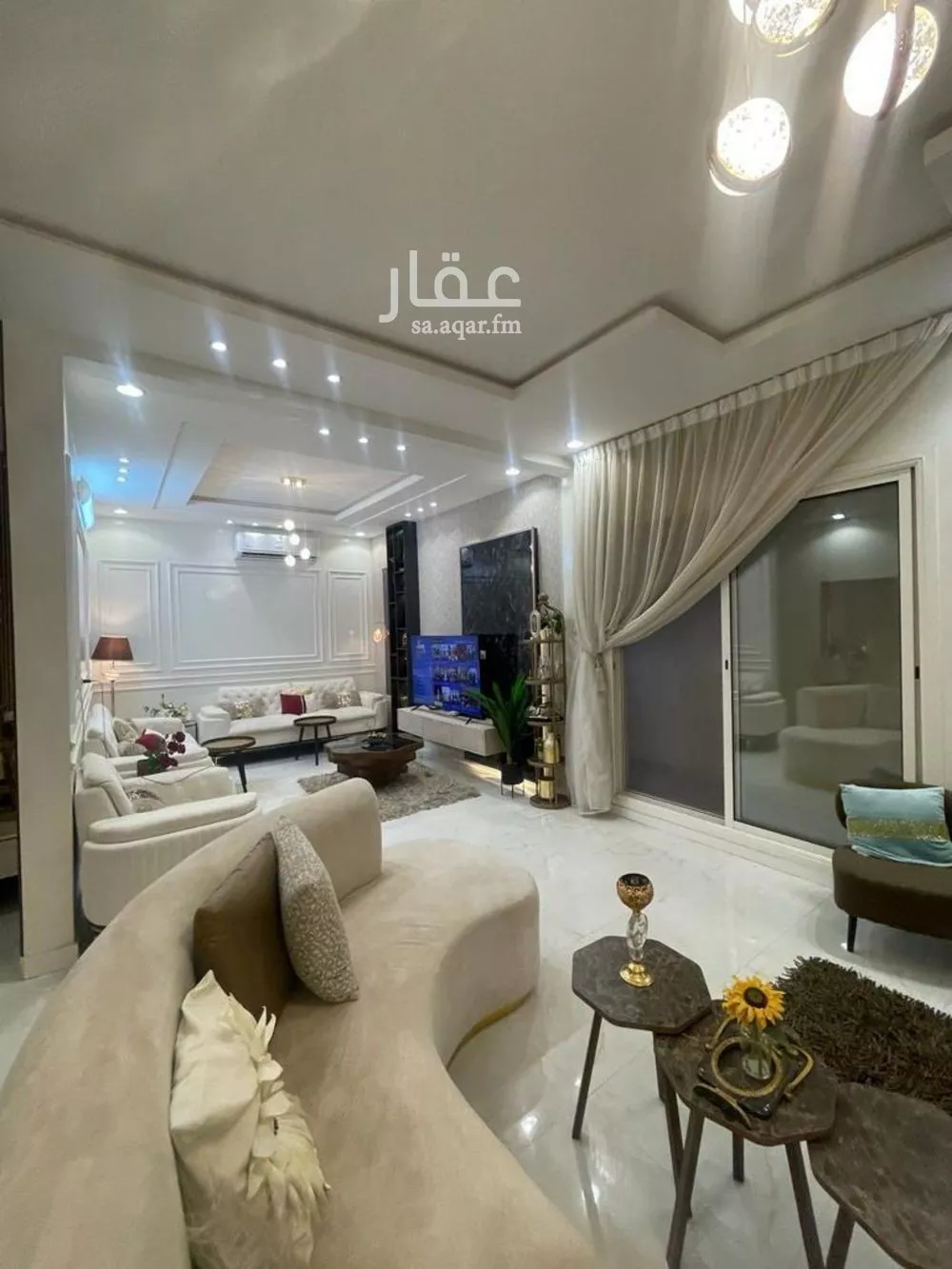 فيلا 23 غرف في الرمال 4