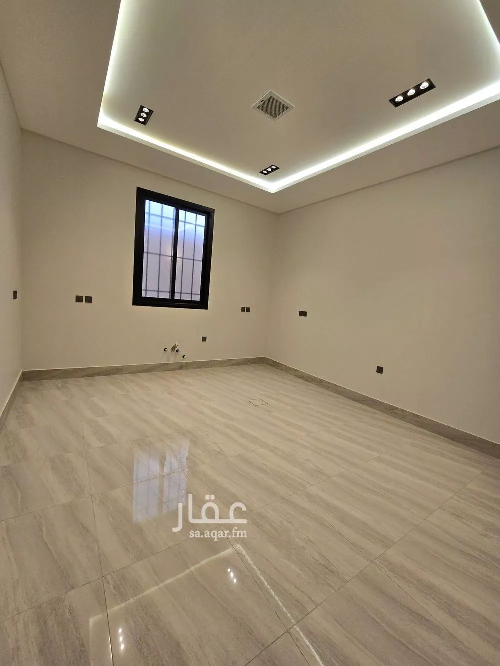6 bedroom villa in Al Rimal 14