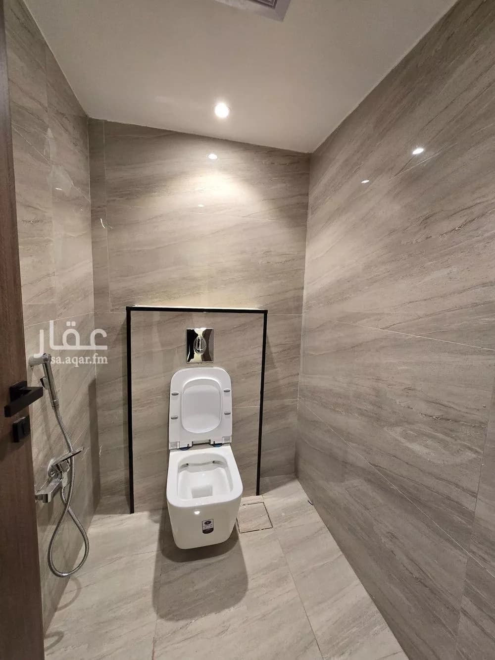 6 bedroom villa in Al Rimal 21