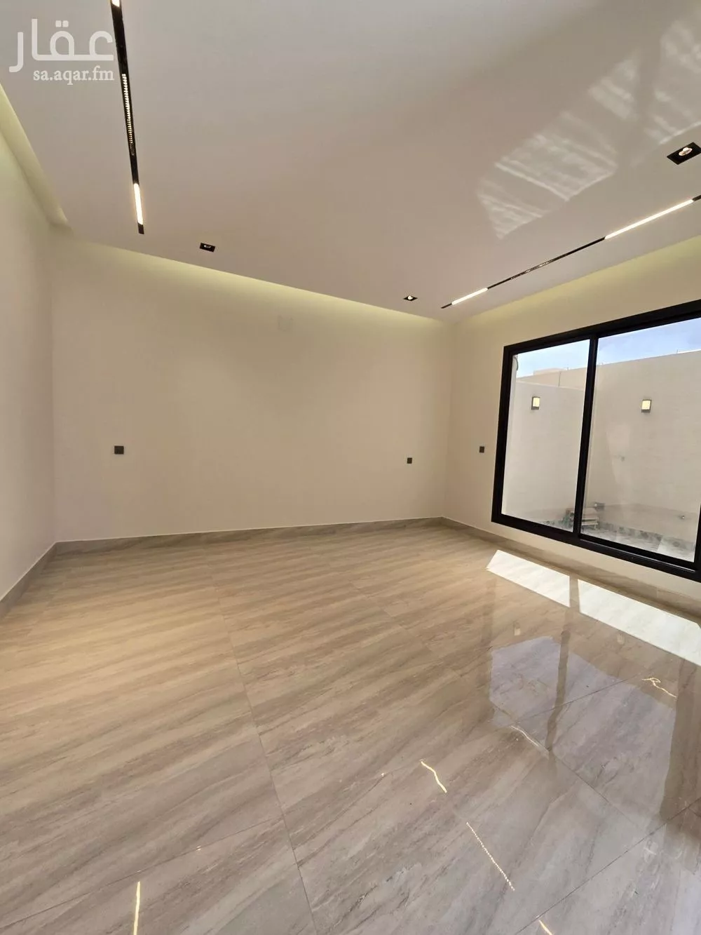 6 bedroom villa in Al Rimal 27