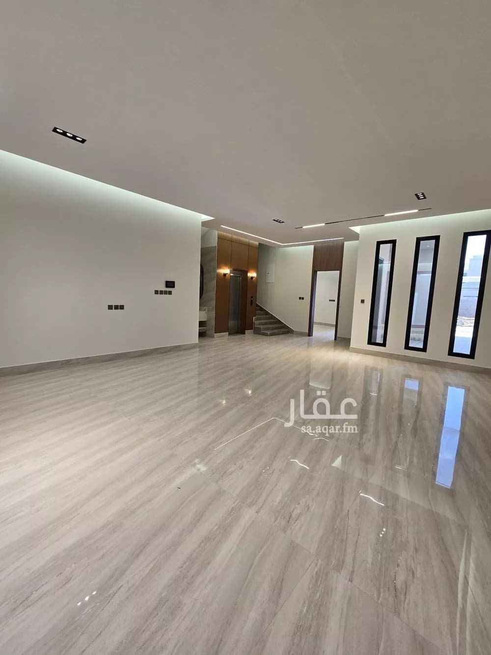6 bedroom villa in Al Rimal 10