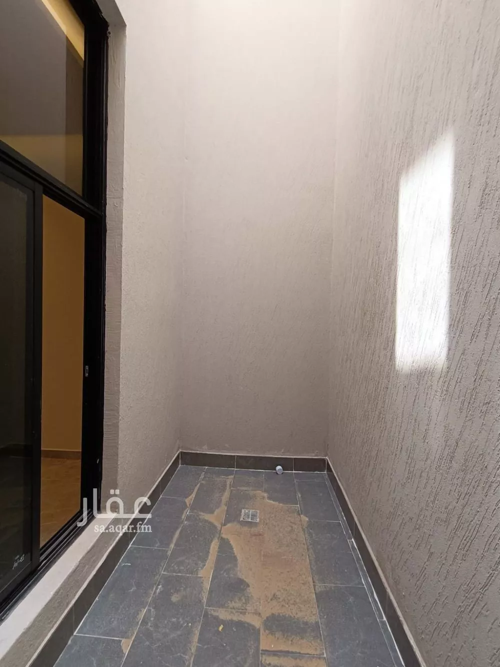 فيلا 5 غرف في الملك فيصل 15