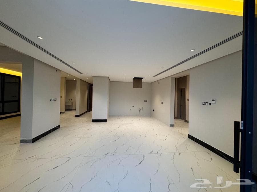 شقة 5 غرف في الفردوس 3