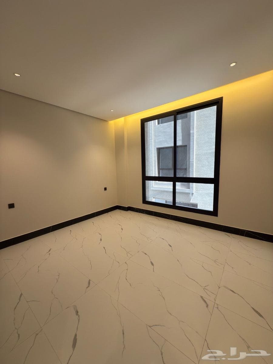 شقة 5 غرف في الفردوس 6