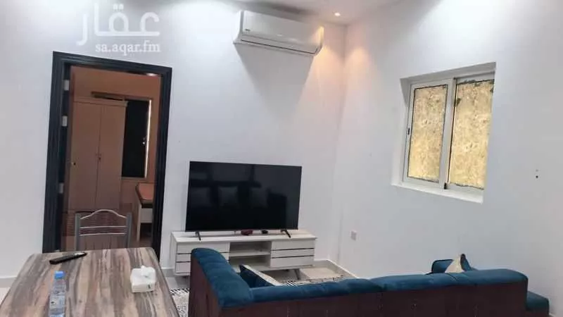 500 sqm building in Dahiat King Fahd 9