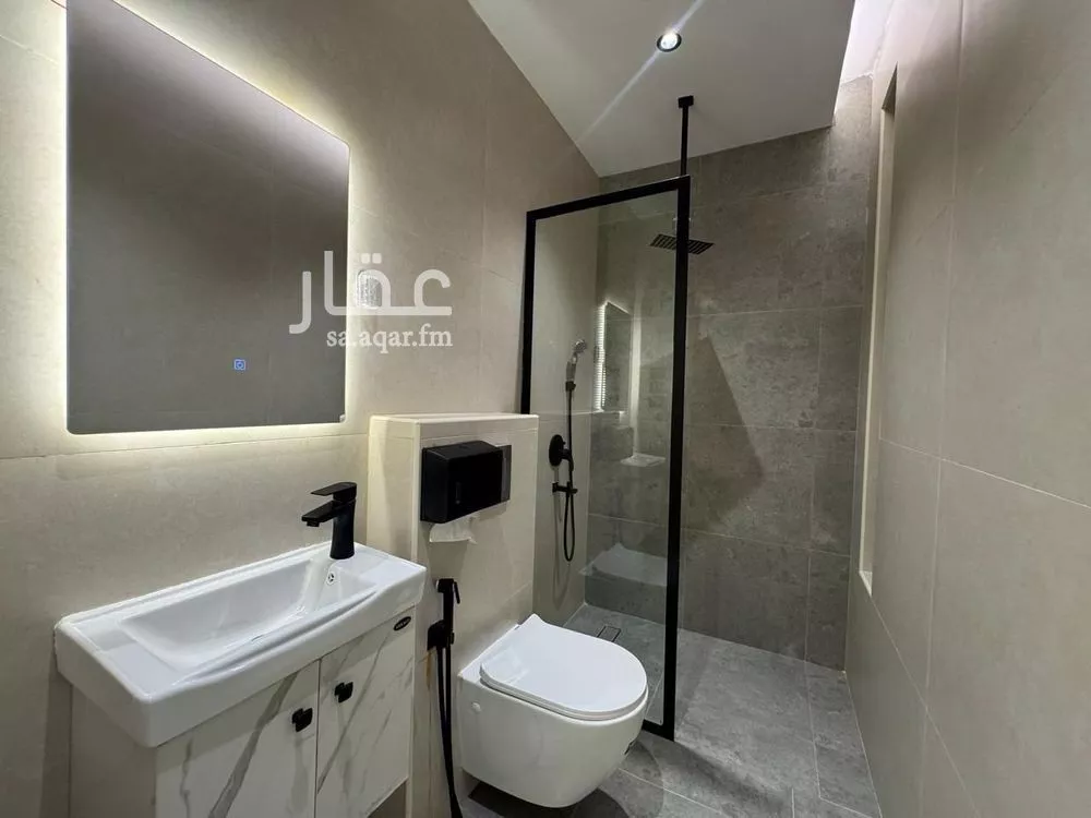 3 bedroom apartment in Al Aridh 7