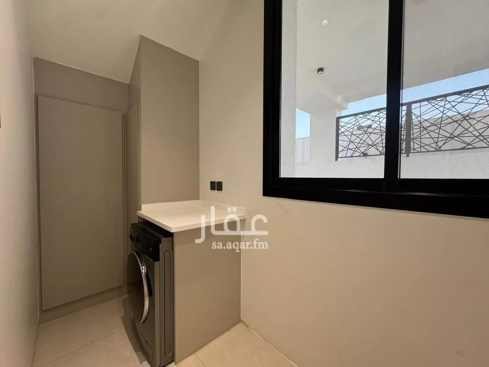 3 bedroom apartment in Al Aridh 10