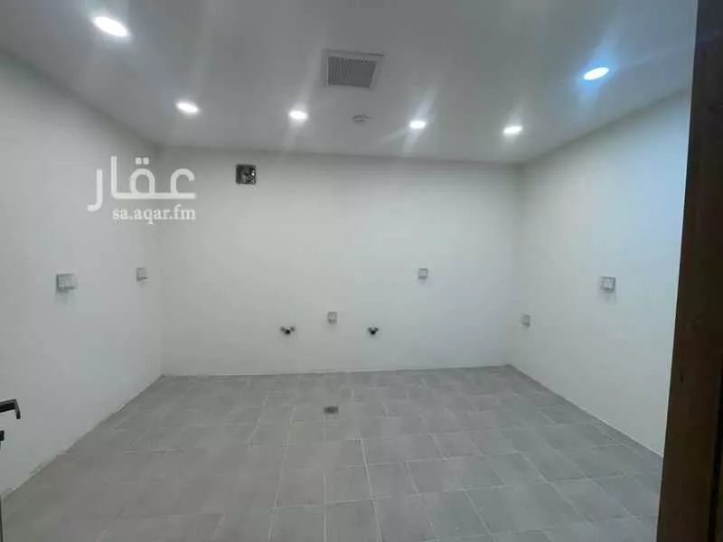 3 bedroom villa in Al Janadriyah 11