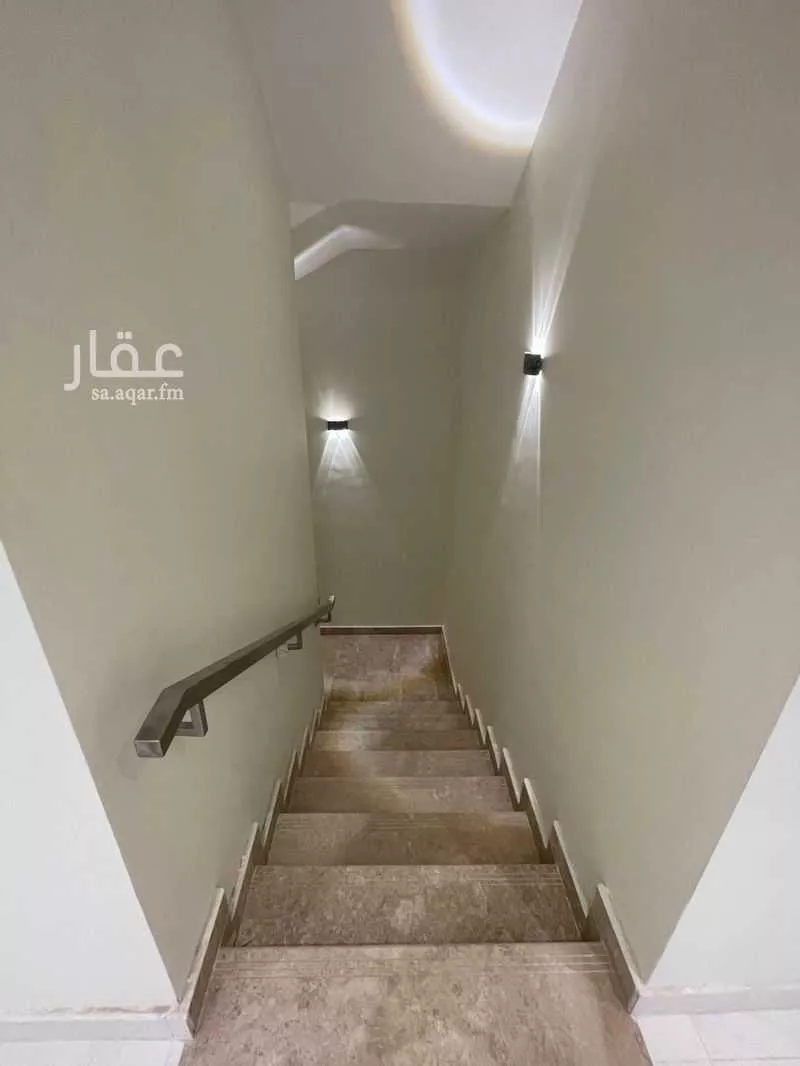 3 bedroom villa in Al Janadriyah 18