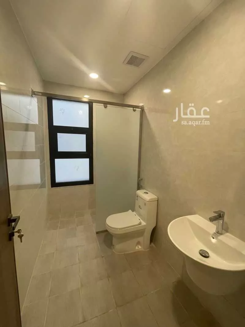 3 bedroom villa in Al Janadriyah 19