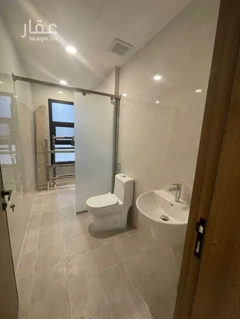 3 bedroom villa in Al Janadriyah 23