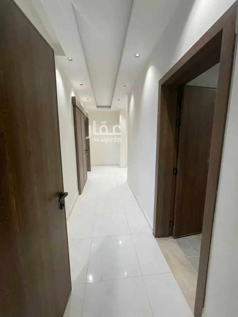 3 bedroom villa in Al Janadriyah 28