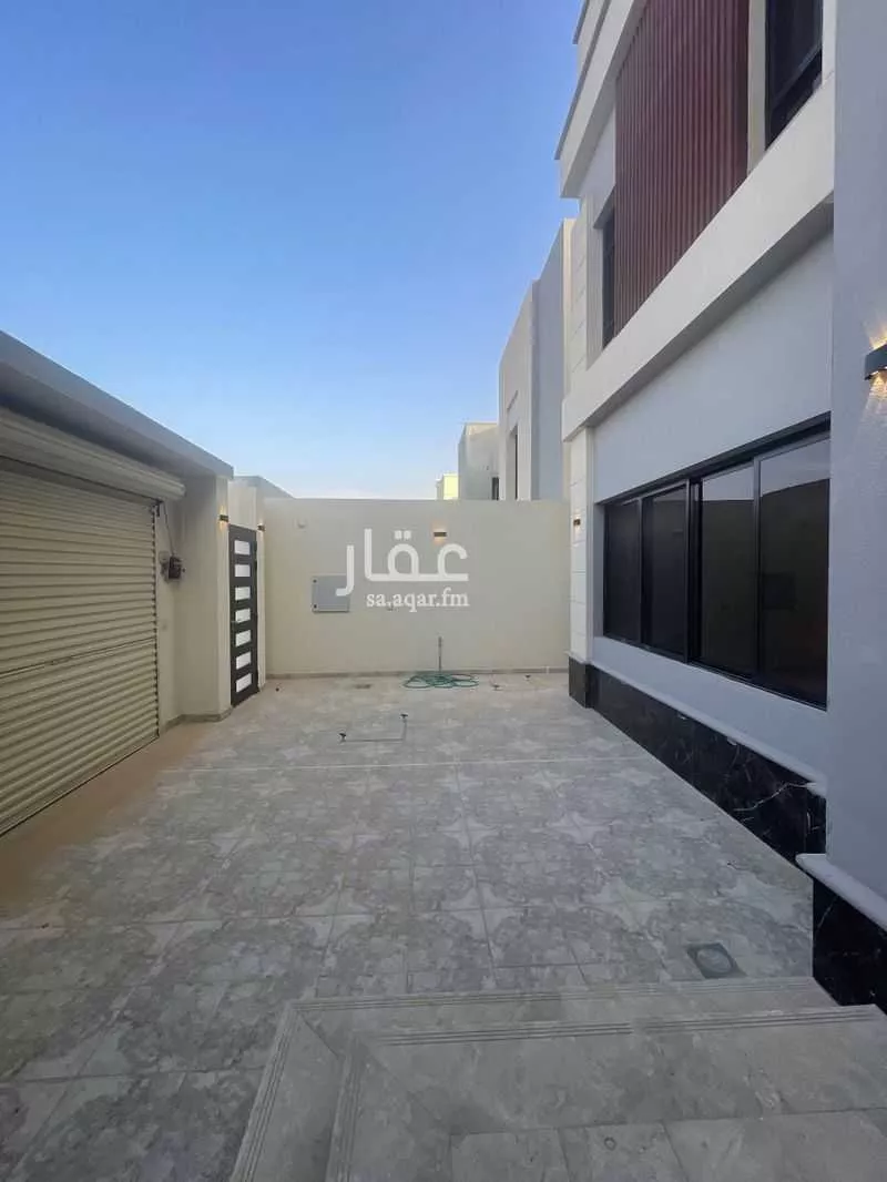 3 bedroom villa in Al Janadriyah 4