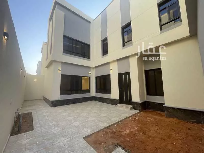 3 bedroom villa in Al Janadriyah 5