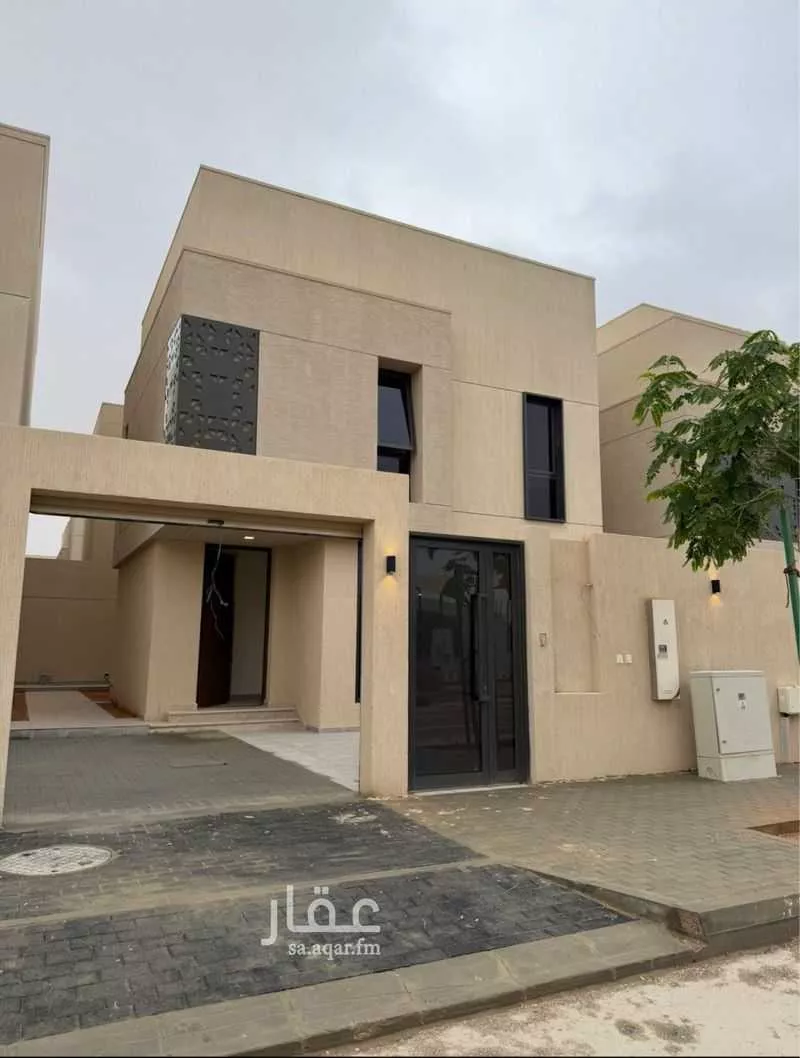 4 bedroom villa in Al Rimal 1