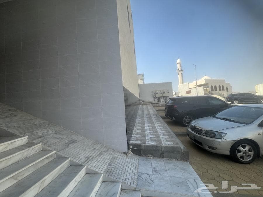 3 bedroom apartment in Al Awali 2
