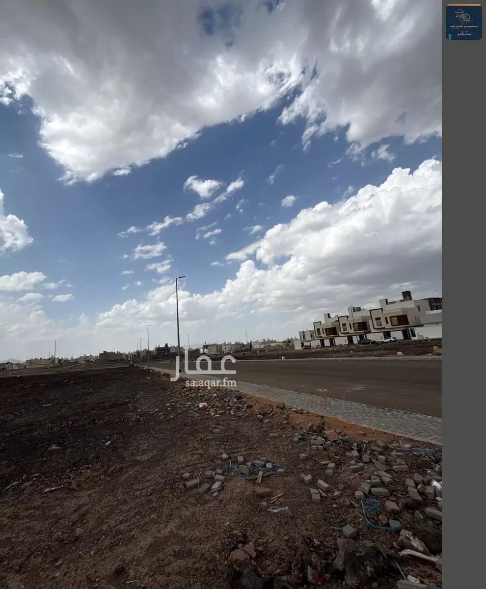 أرض 423 م² في نبلاء 11