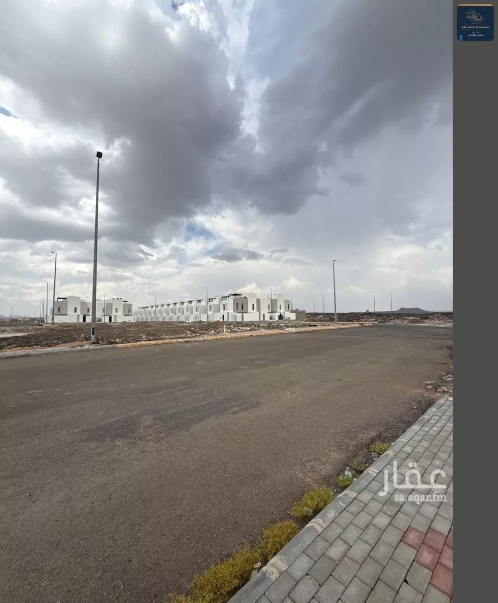 أرض 423 م² في نبلاء 4