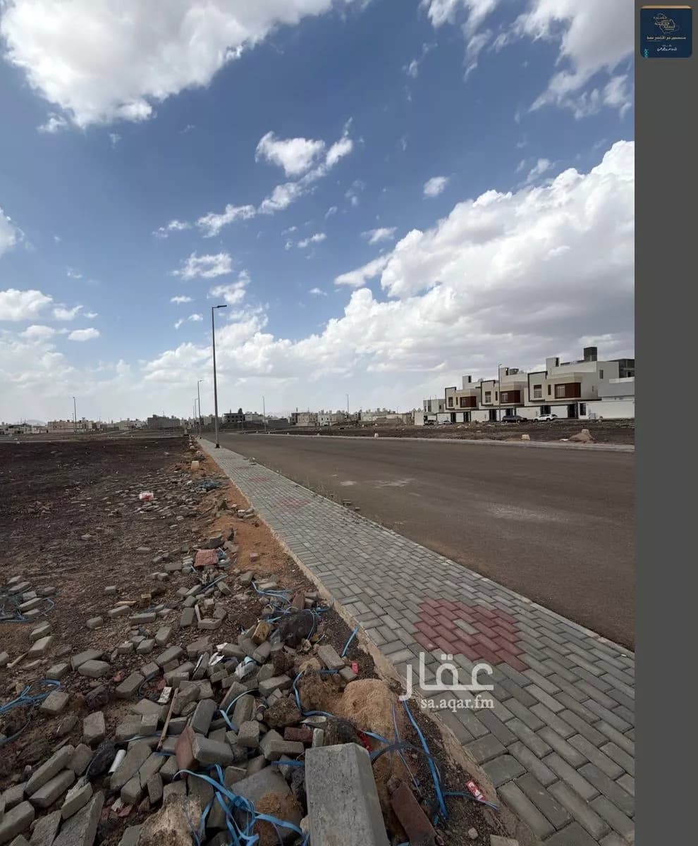 أرض 423 م² في نبلاء 8