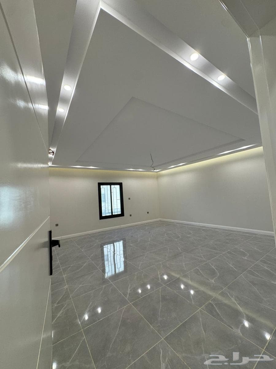 شقة 5 غرف في ولي العهد 4