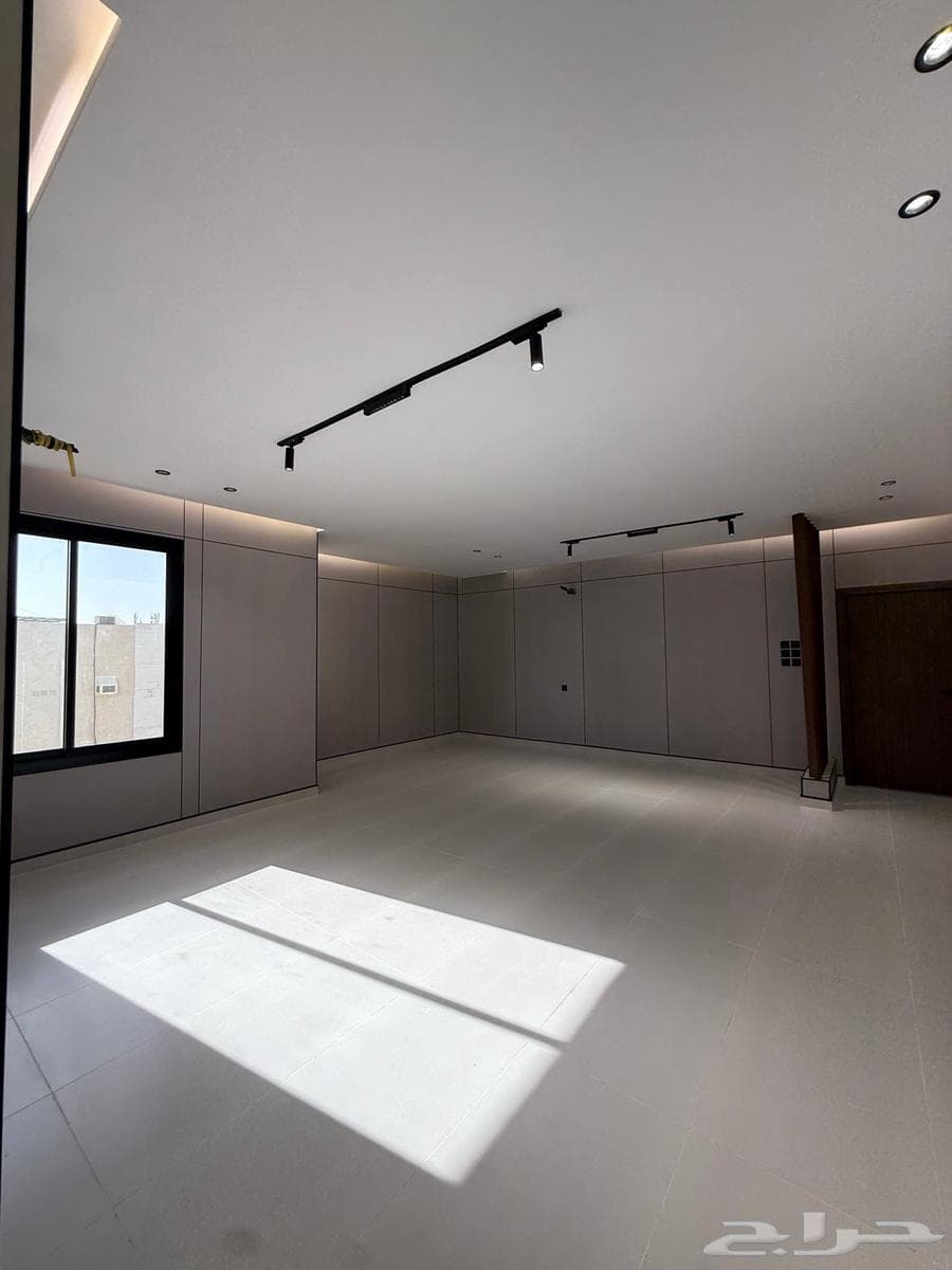 6 bedroom apartment in Al Shawqiyyah 1