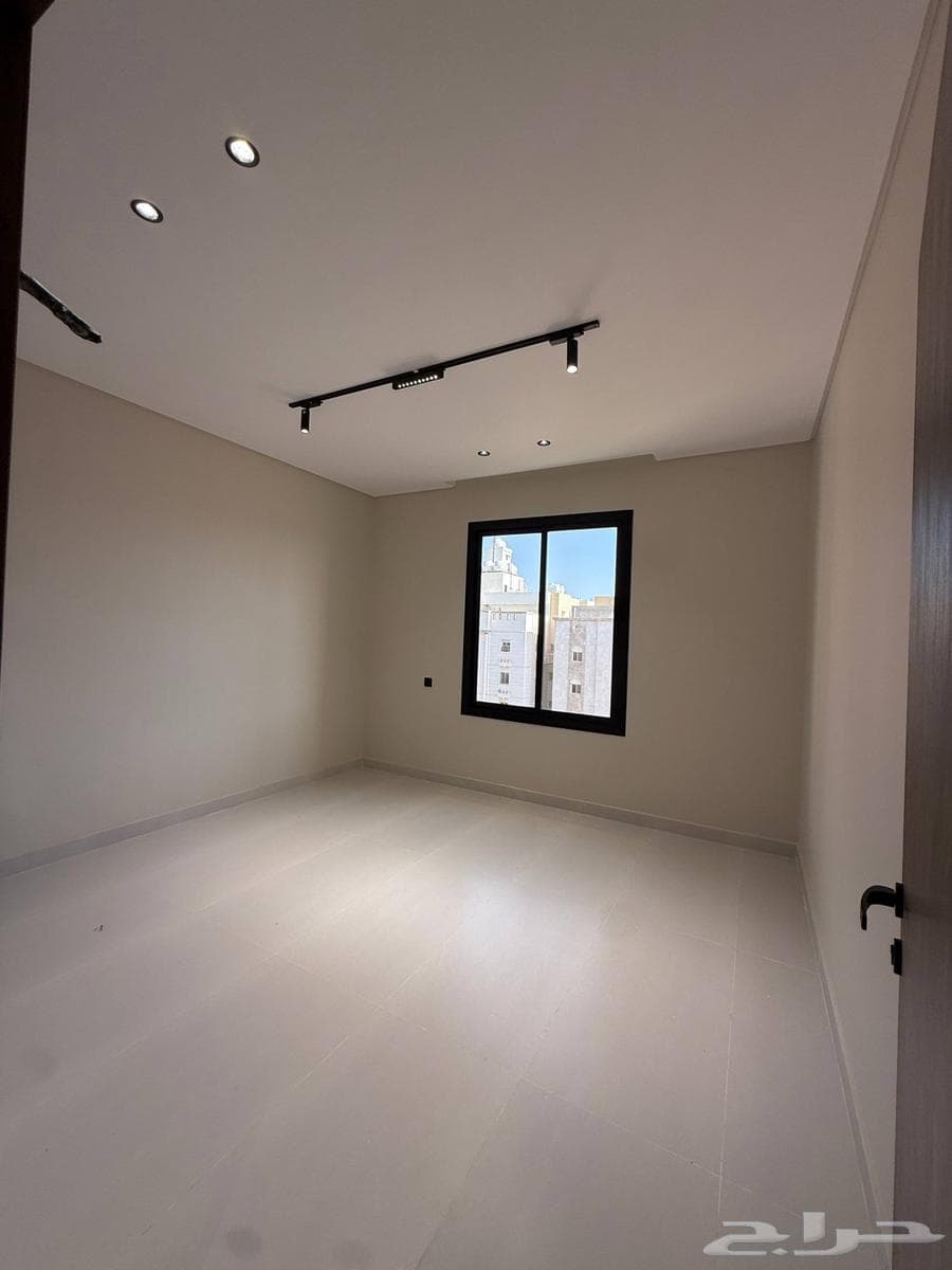 6 bedroom apartment in Al Shawqiyyah 11