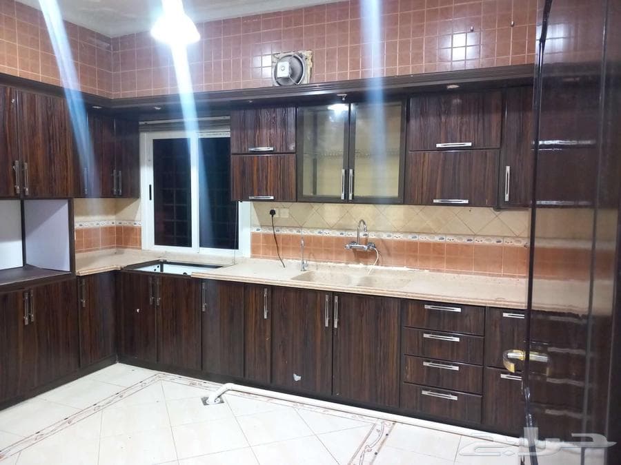 شقة 4 غرف في الدفاع 13