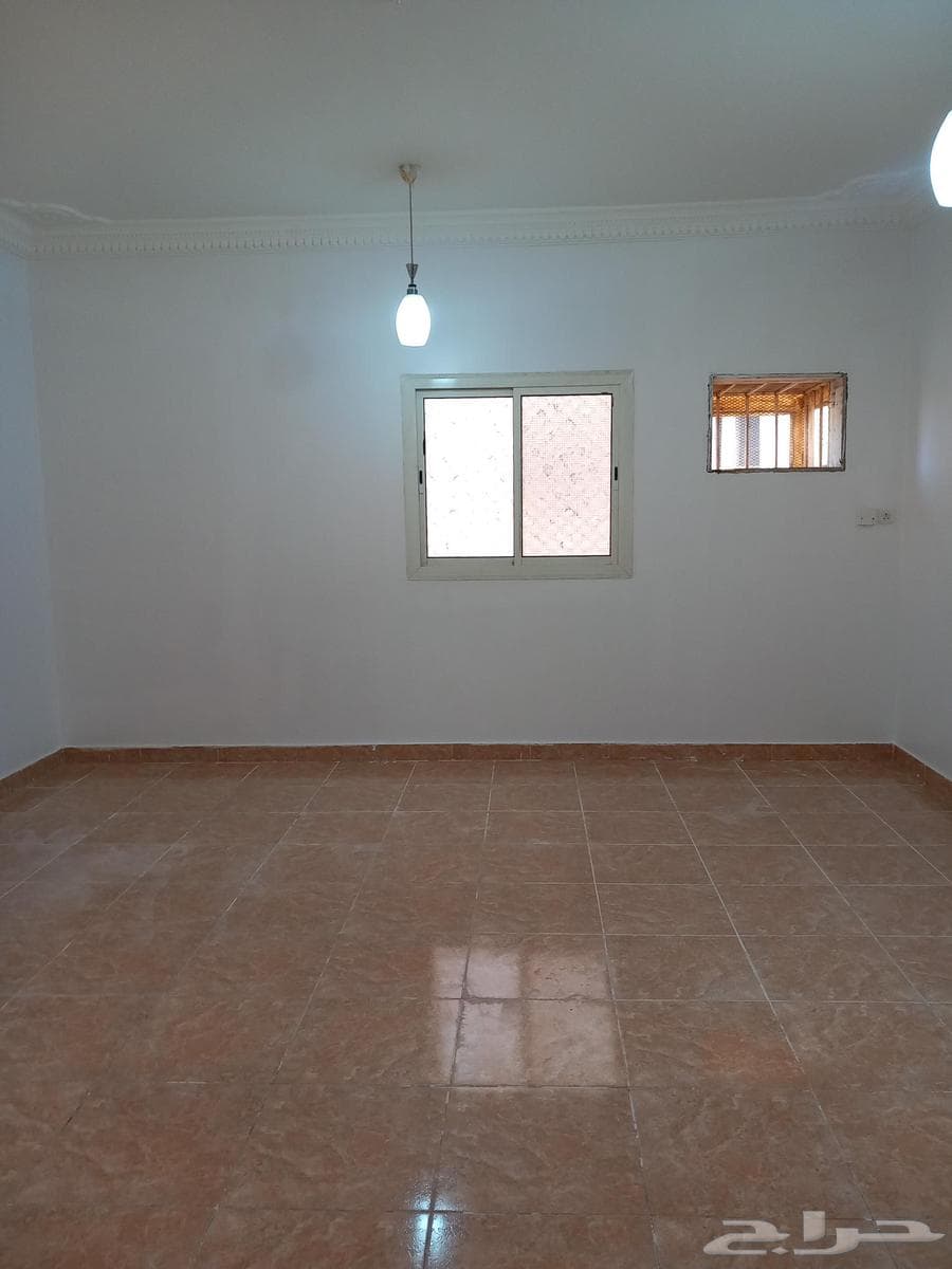 شقة 4 غرف في الدفاع 16