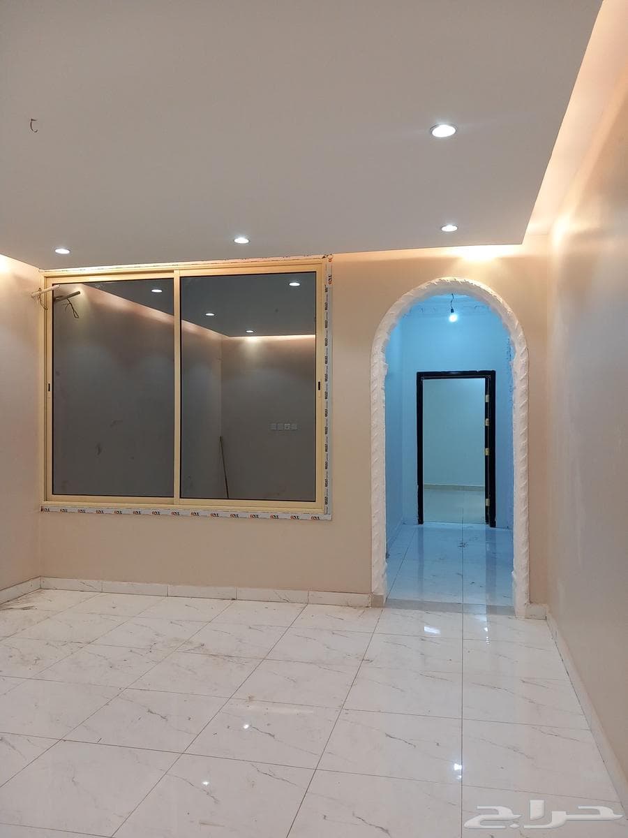 شقة 4 غرف في الدفاع 21