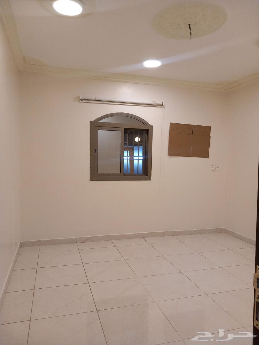 شقة 4 غرف في الدفاع 4