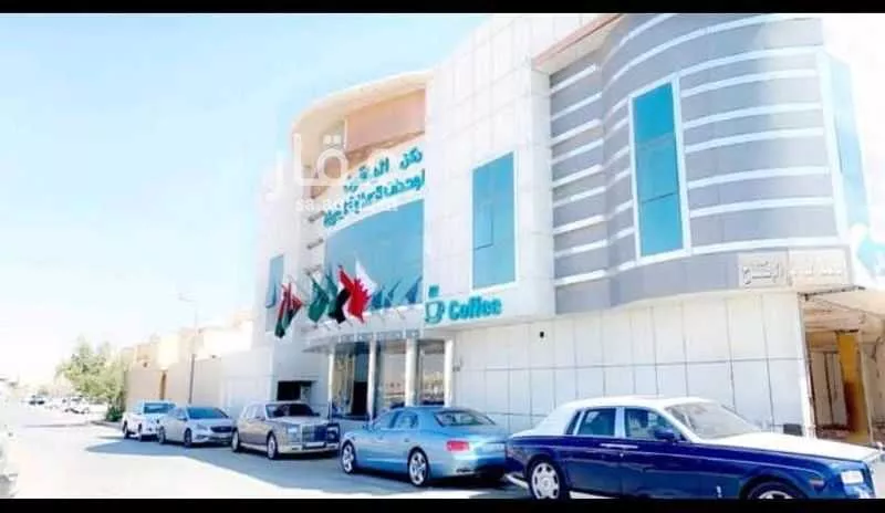 899 sqm building in Al Khaleej 13