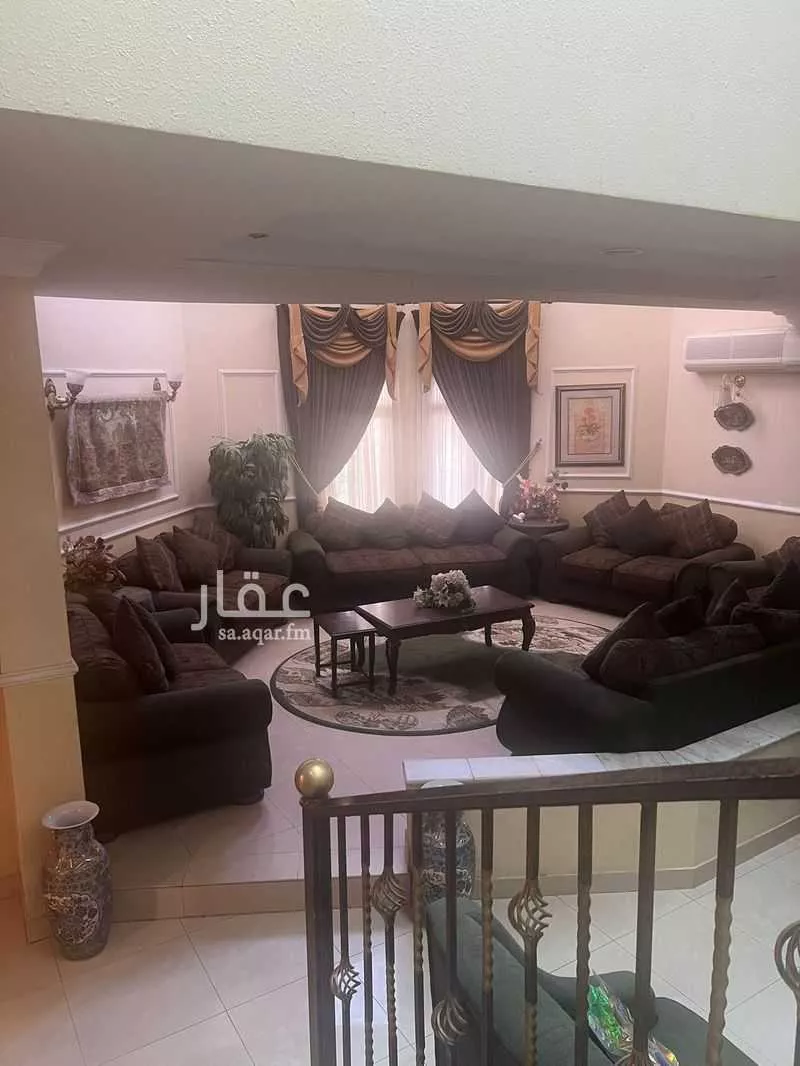 7 bedroom villa in Al Rawdah 4