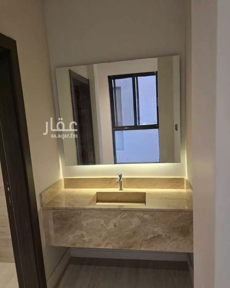 3 bedroom apartment in Al Maizilah 8